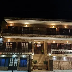κάντε κράτηση εδώ